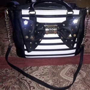Gently used Black & White Betsy Johnson Purse